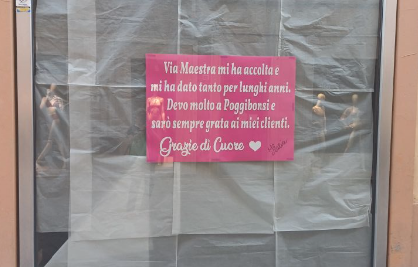 Chiusura negozio Benetton Poggibonsi