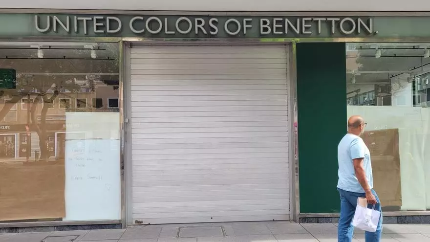 chiusura negozio Benetton Las Palmas